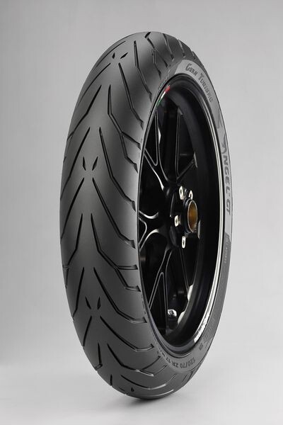 motorcycle road tyre pirelli 110/80r19 tl 59v angel gt front