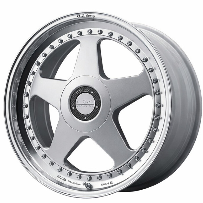 Литой диск OZ Racing Futura III Silver Standard 8.5x19" 5x112 ET45 центральное отверстие 75
