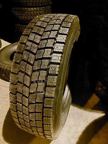truck tyre retreaded 315/80R22,5 Paltread Cold Retread P41 3PMSF Drive WINTER (Hankook casing)