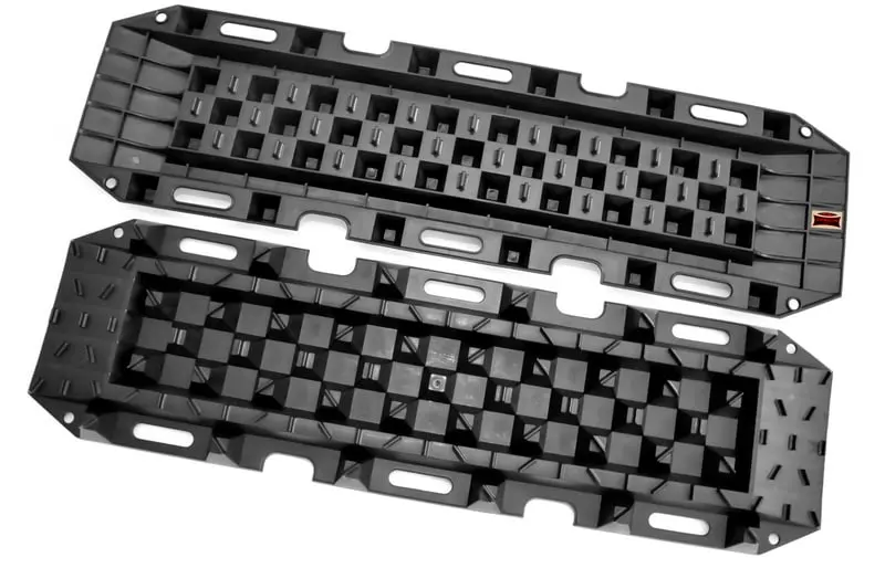 Libisemisvastased plastik plaadid maasturile rataste alla 4x4 värv: must, Mõõdud: 119x34cm