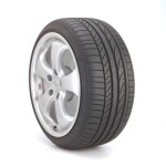 легковой авто. Летняя шина 215/45R18 93Y Bridgestone RE050A